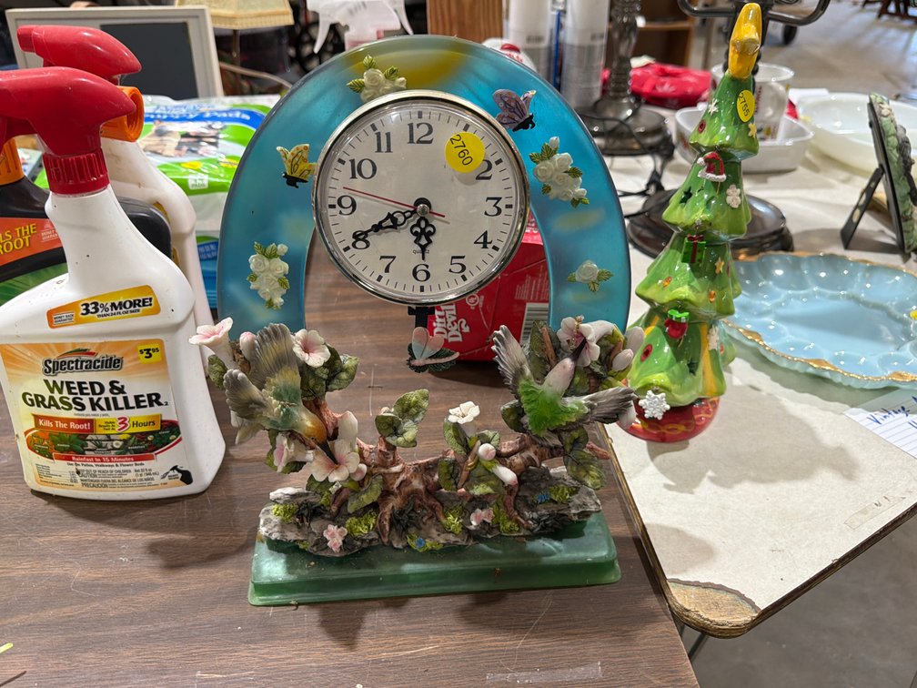 HUMMINGBIRD QUARTZ CLOCK