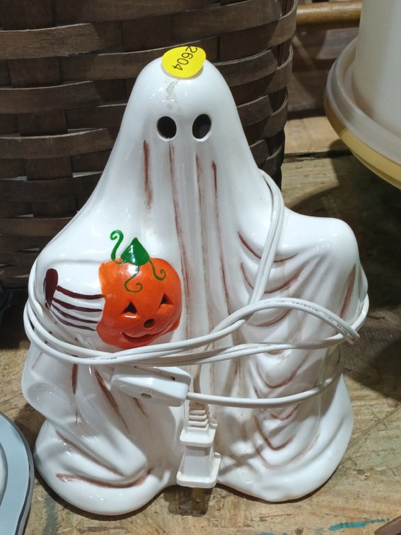 GLASS LIGHTED GHOST DECOR