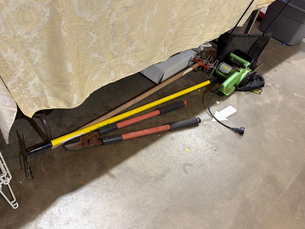 YARD TOOLS, ELECTRIC CHAINSAW, ETC.