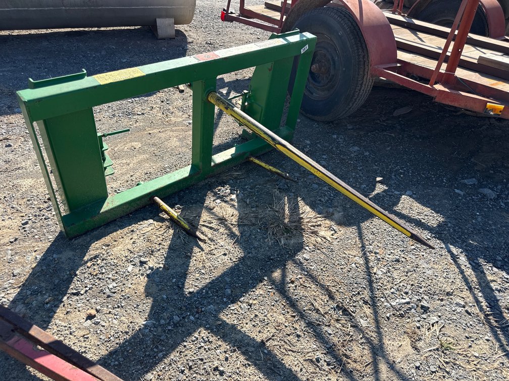 FRONT END HAY SPEAR FOR 600/700 SERIES JOHN DEERE
