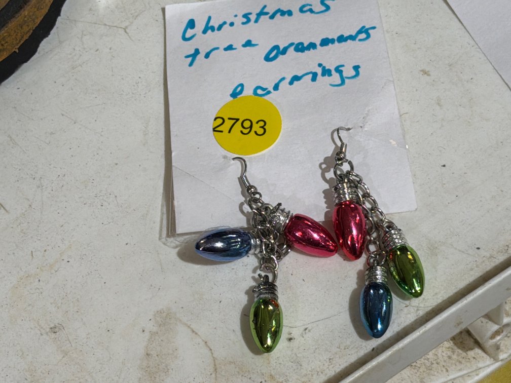 CHRISTMAS EARRINGS