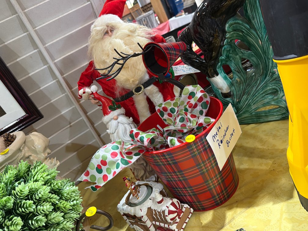 LOT OF SANTA FIGURES , REINDEER BUCKET, ETC