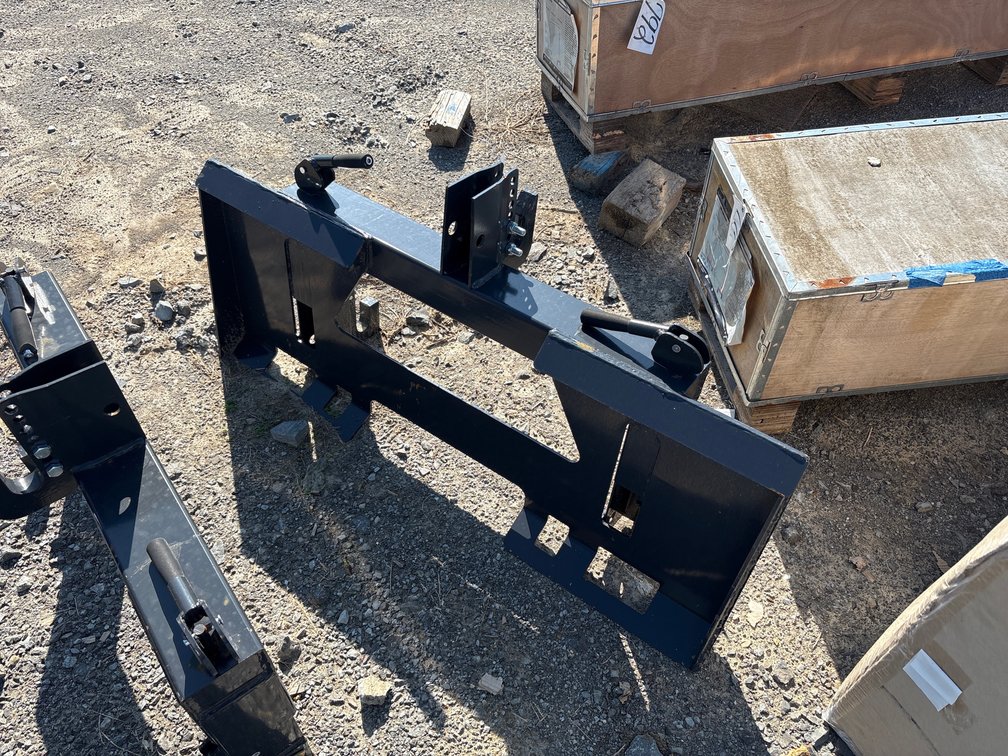 SKID STEER 3 PT QUICK ATTACH