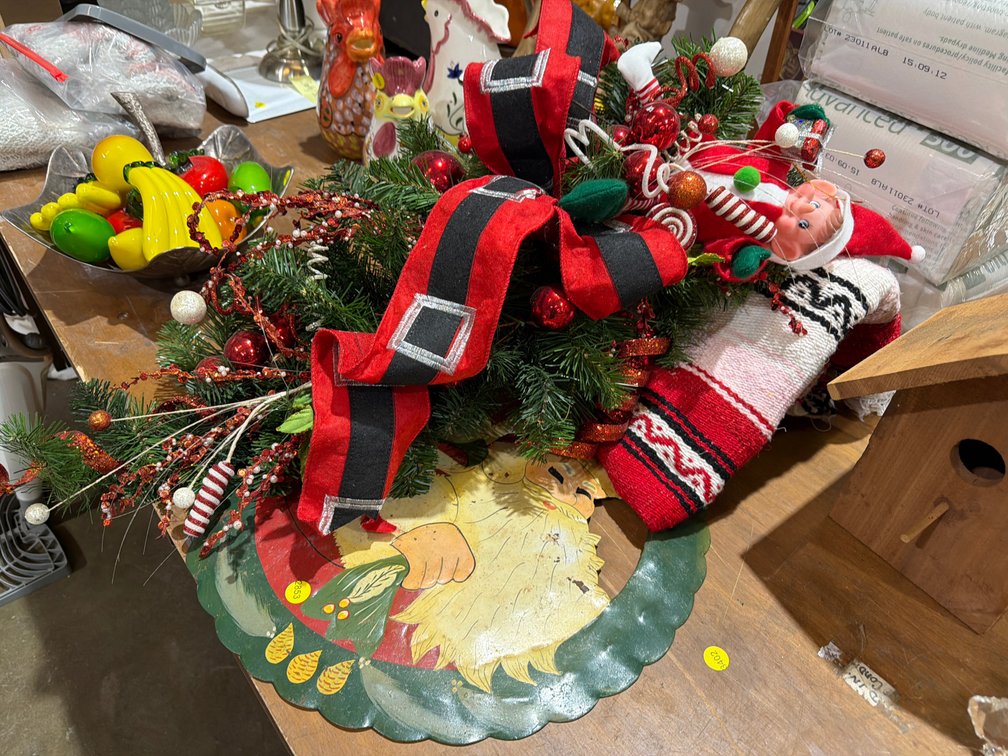 CHRISTMAS DECOR