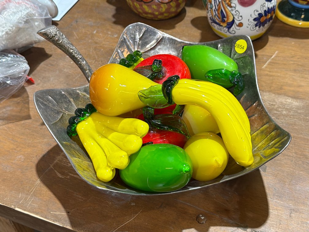 GLASS FRUIT DECOR, METAL LEAF SHAPED BOWL