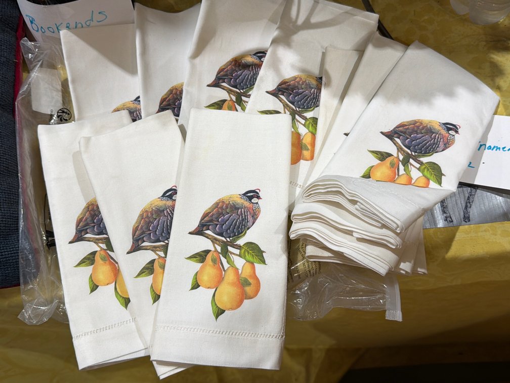 12 LINEN QUAIL NAPKINS