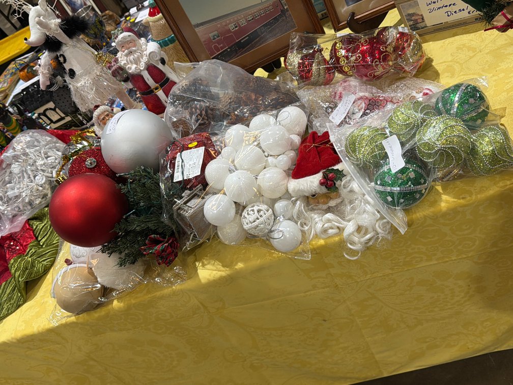 LARGE LOT OF CHRISTMAS ORNAMENTS AND FIGURES