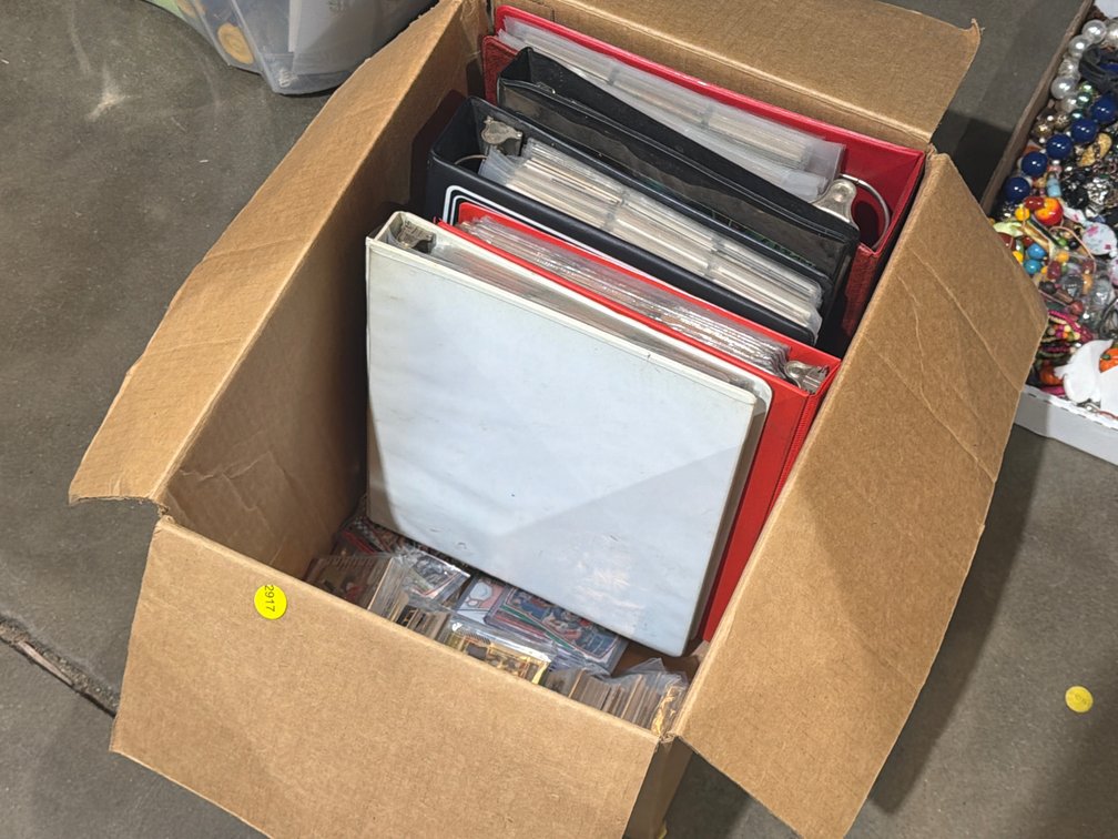 BOX OF VARIOUS TRADING CARDS