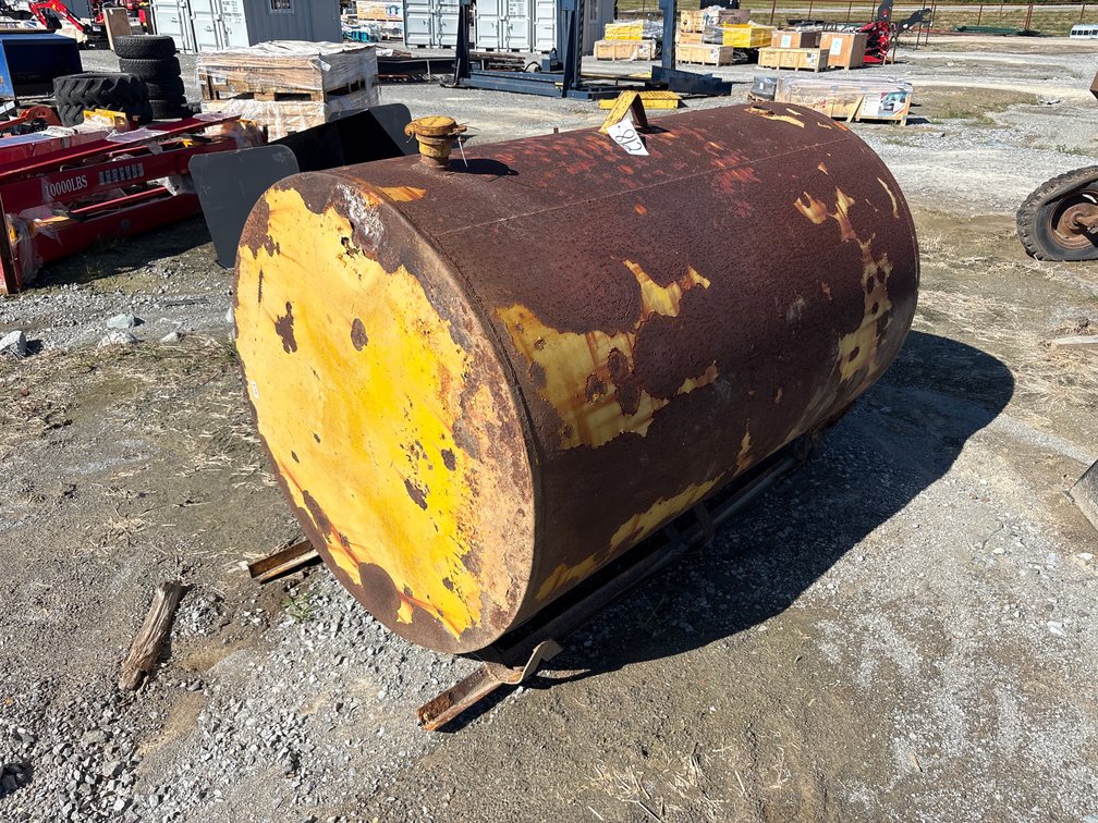 LARGE METAL FUEL TANK