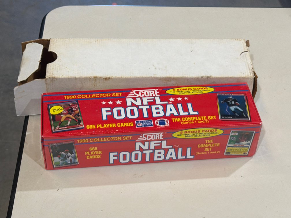 SCORE NFL FOOTBALL 1990 COLLECTION