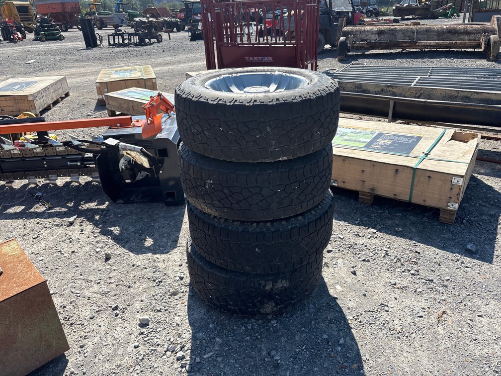(4) 275/65/18 AMERICAN RACING WHEELS