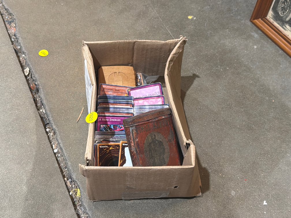 LOT OF YU-GI-OH CARDS