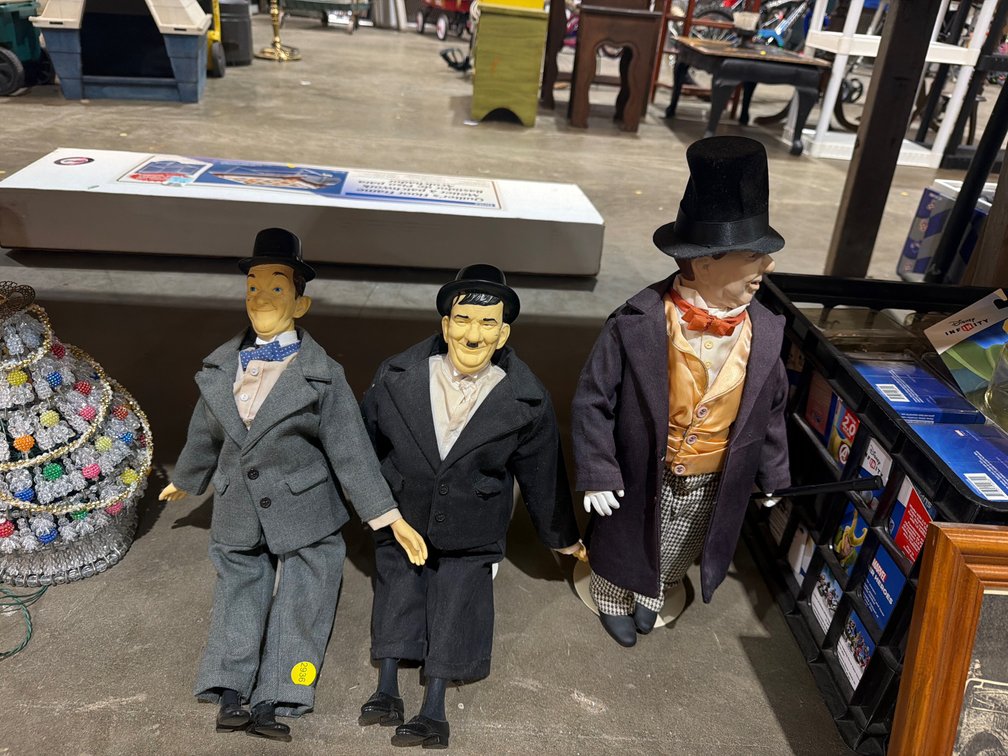 3 STOOGES DOLLS