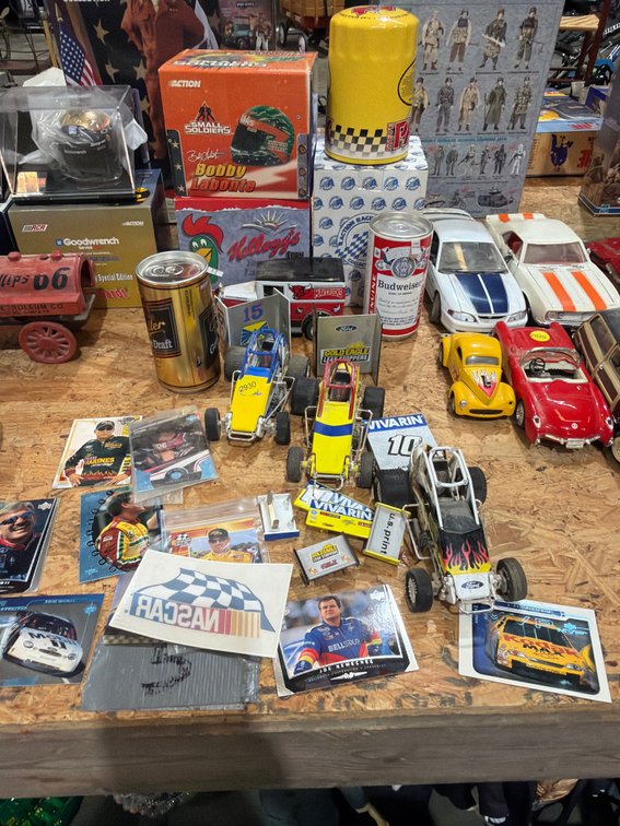 LOT OF RACING CARDS AND MEMORABILIA