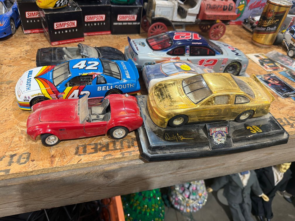 5 DIE CAST CARS AND NAPA SHIRT
