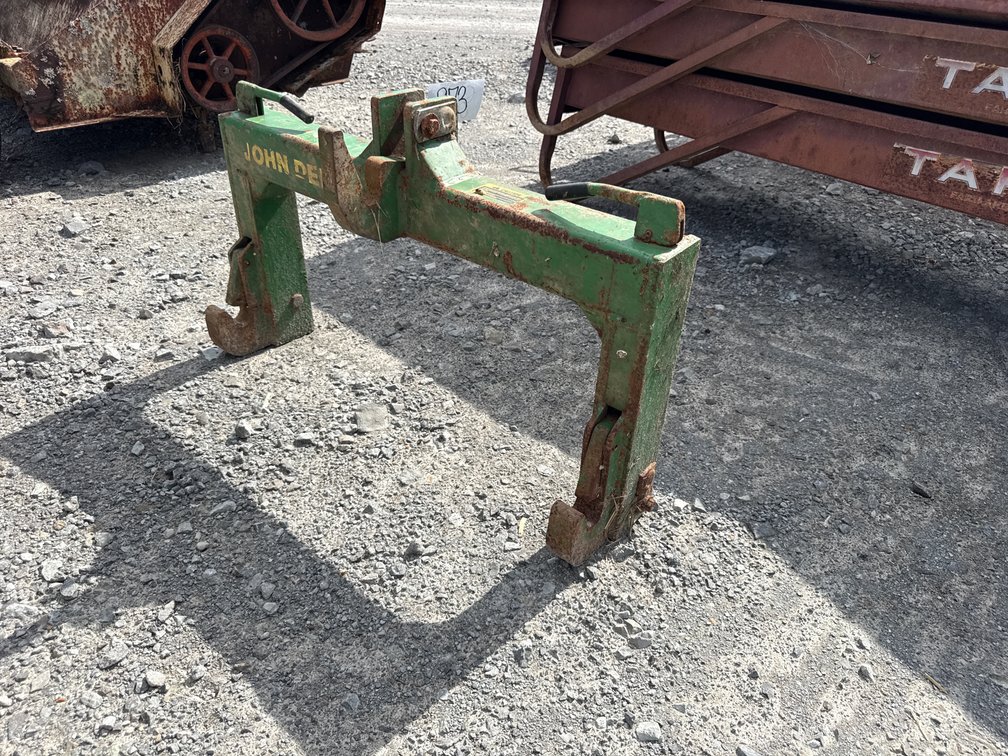 JOHN DEERE 3PT QUICK HITCH