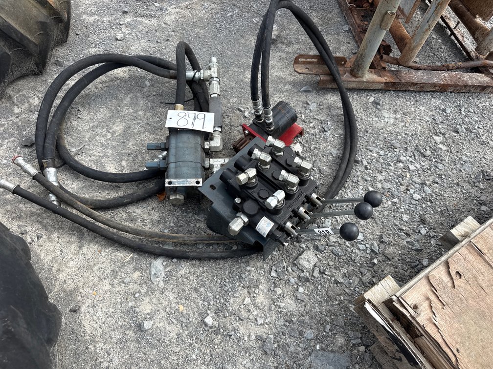 HYDRAULIC CONTROL VALVE, PUMP, AND MOTOR