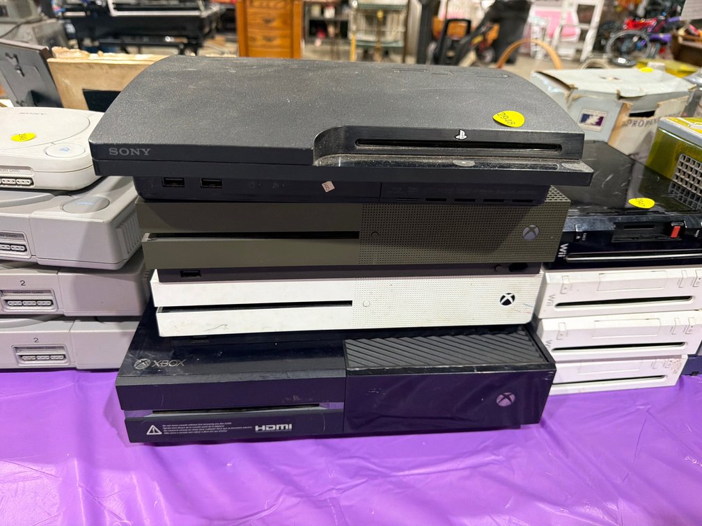 PLAYSTATION AND 3 XBOX CONSOLES (NO CORDS)