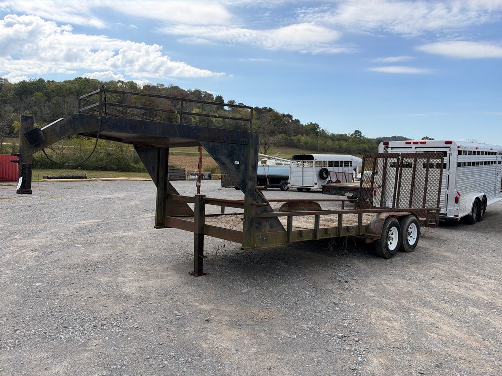 JJN 82”X20’ GOOSENECK UTILITY TRAILER