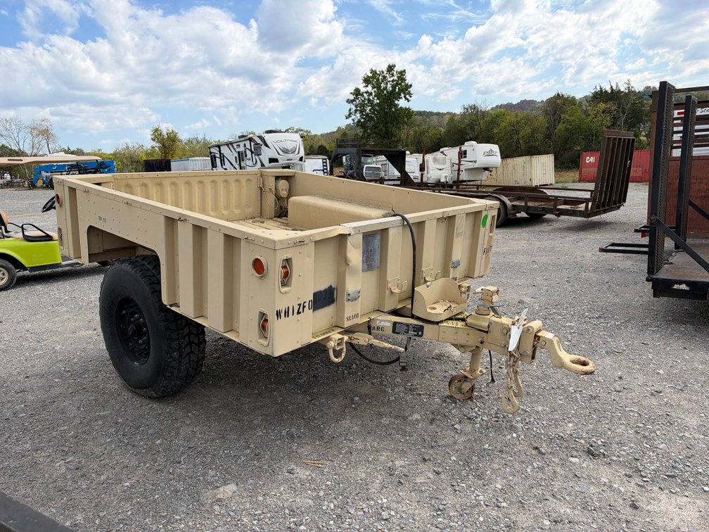 M1102 MILITARY TRAILER