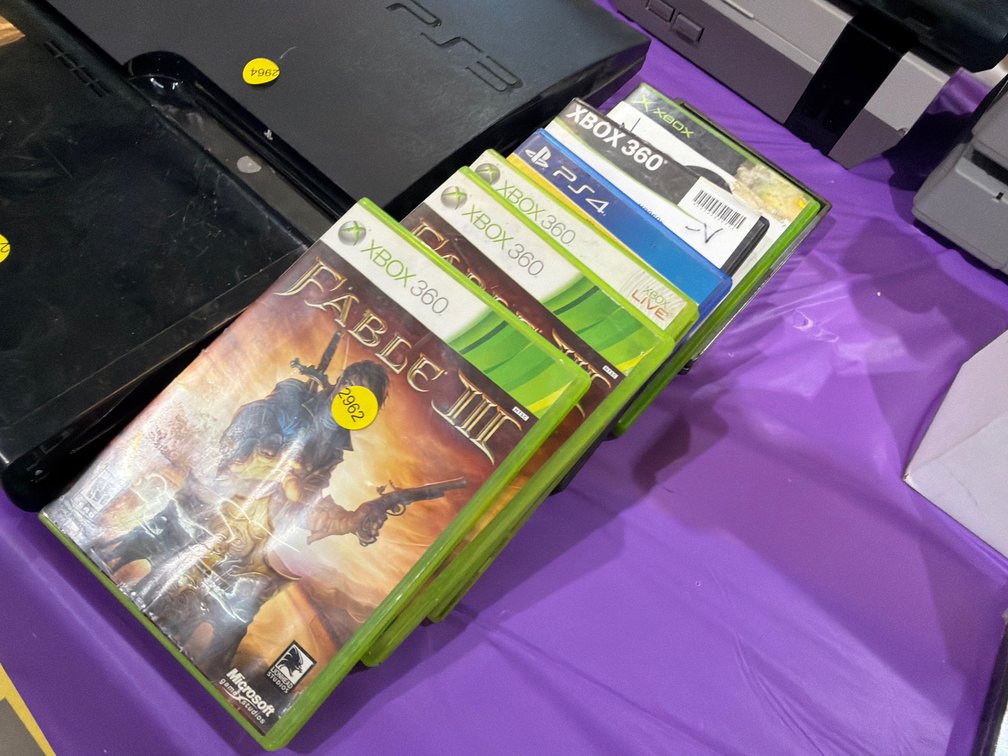 LOT OF VIDEO GAMES