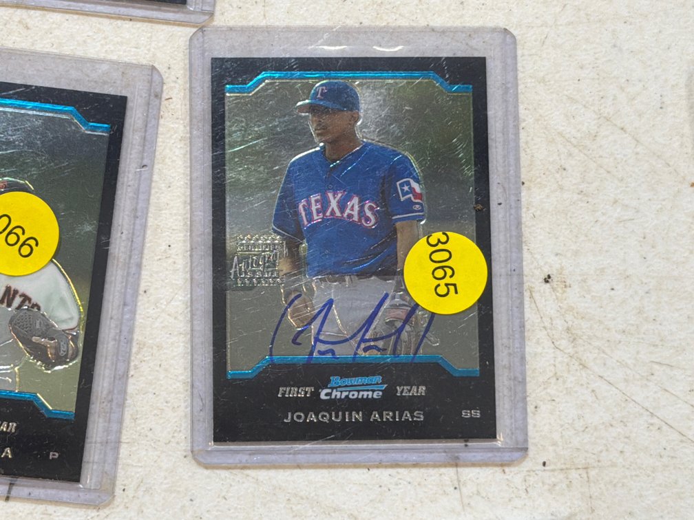 JOAQUIN ARIAS AUTOGRAPHED BASEBALL CARD