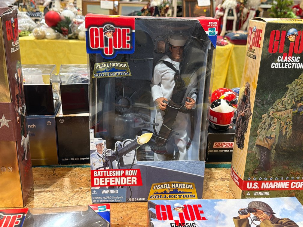 GI JOE BATTLESHIP ROW DEFENDER FIGURE