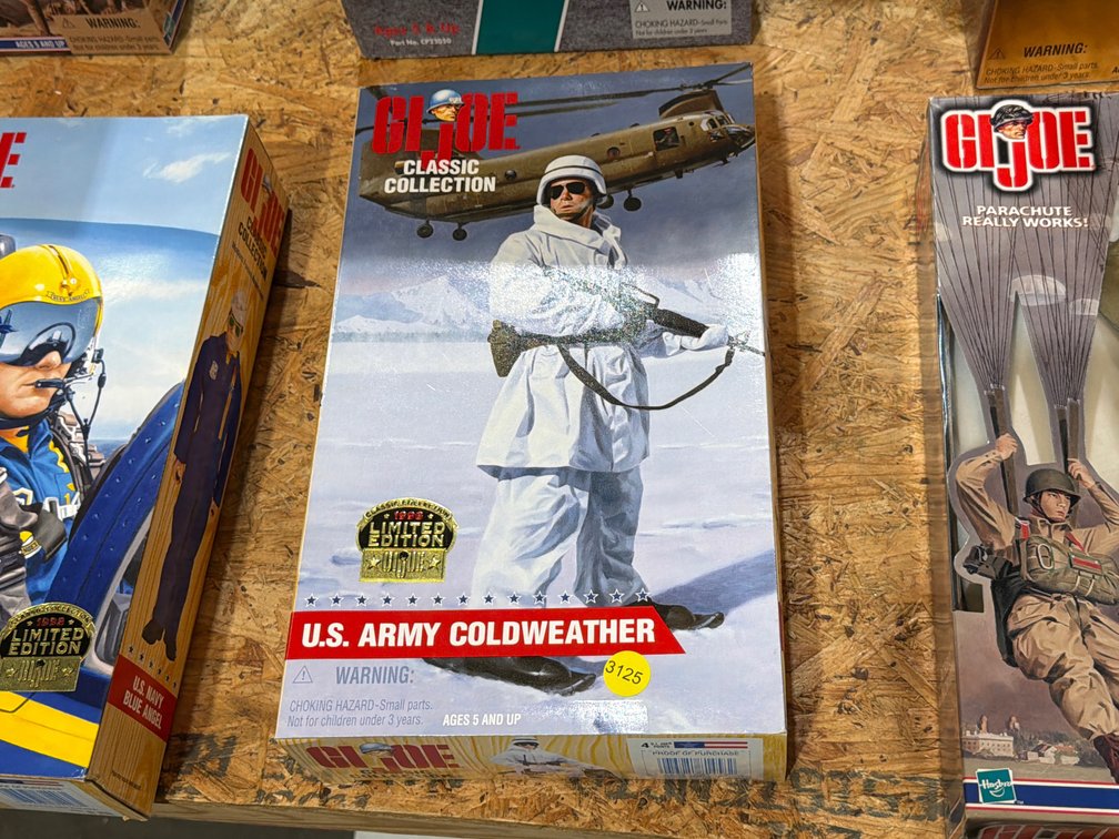 GI JOE U.S. ARMY COLD WEATHER FIGURE