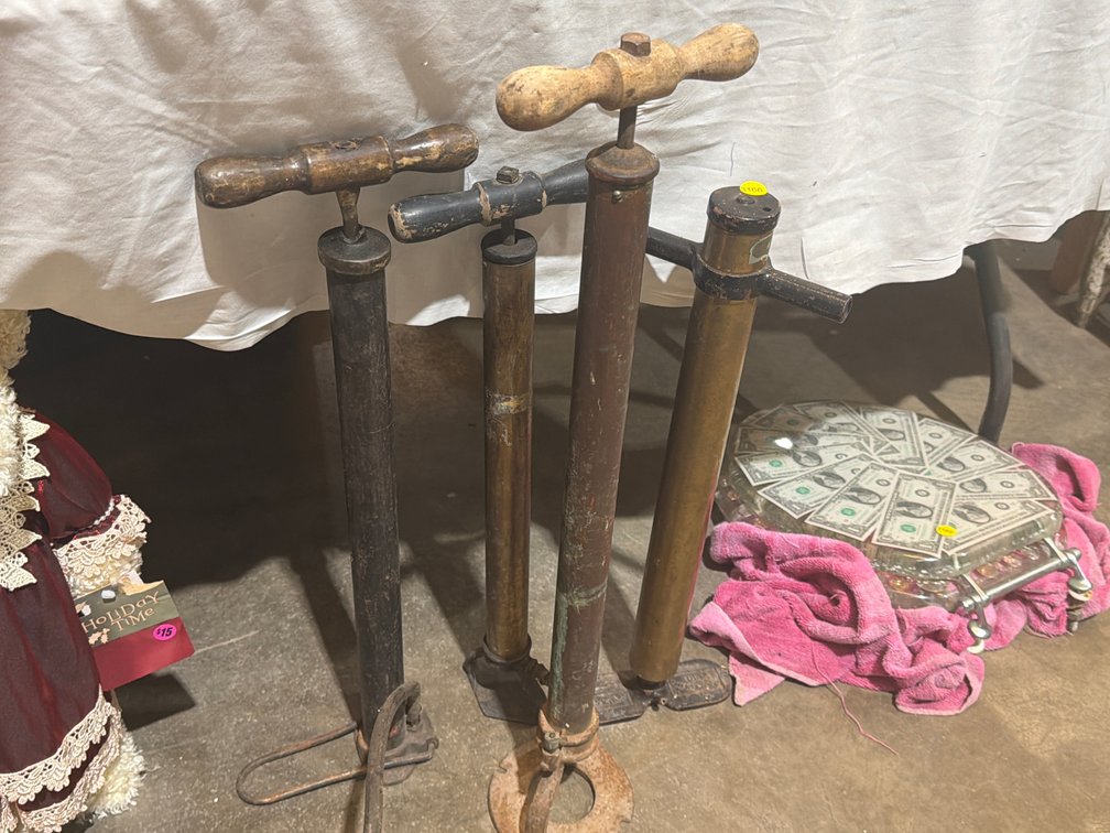 4 VINTAGE MANUAL AIR PUMPS
