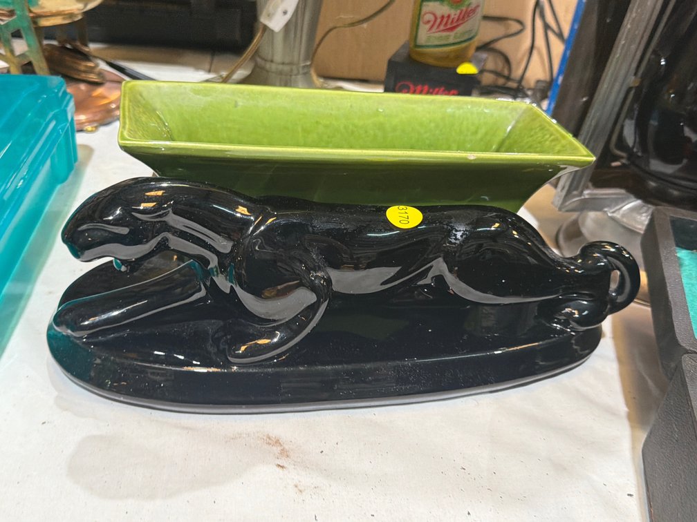 VINTAGE HAEGER JAGUAR PLANTER