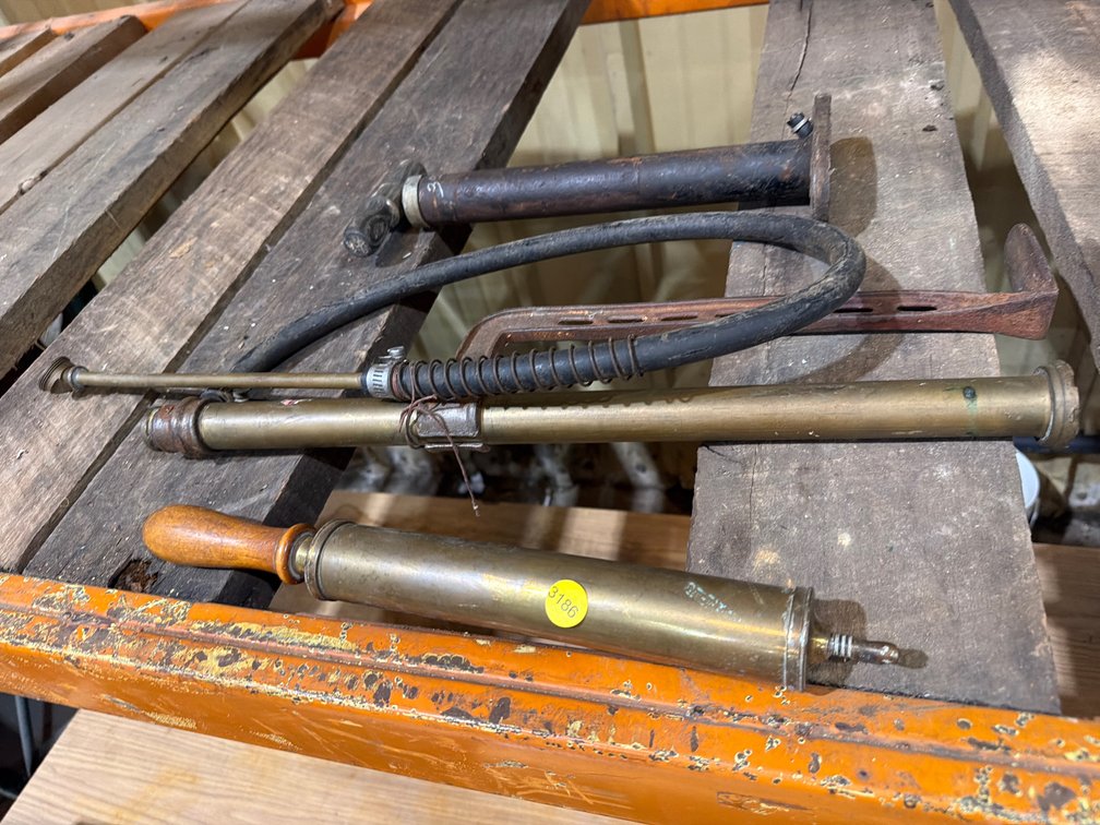 VINTAGE AIR PUMPS