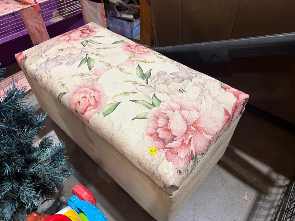 FLORAL STORAGE CHEST
