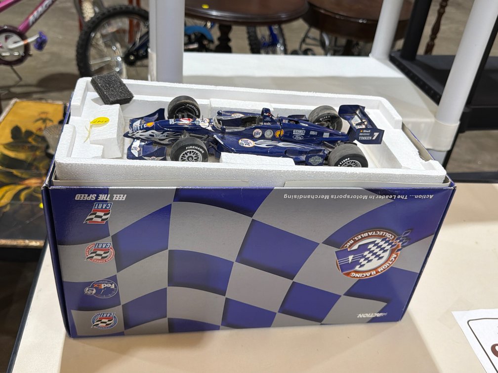 1:18 SCALE ACTION RACING DIE CAST CHAMP CAR