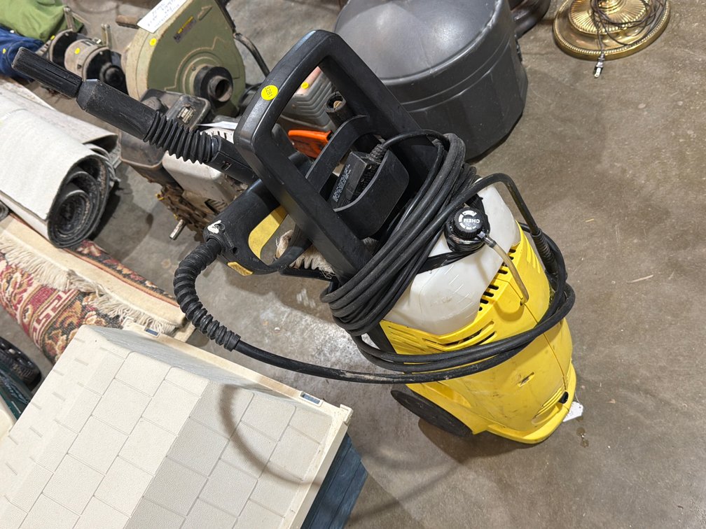 PRESSURE WASHER