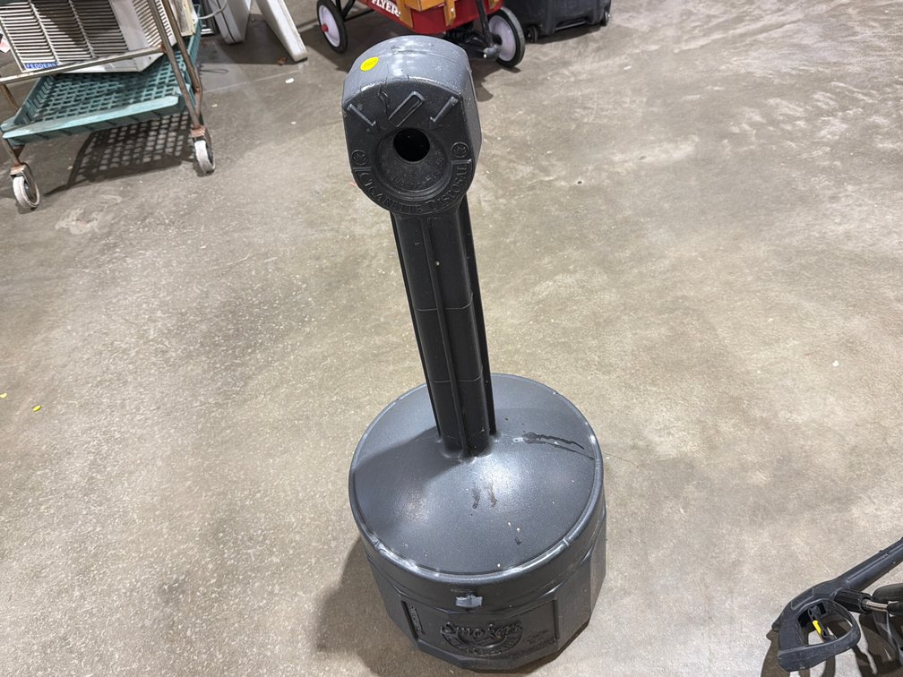 CIGARETS DISPOSER
