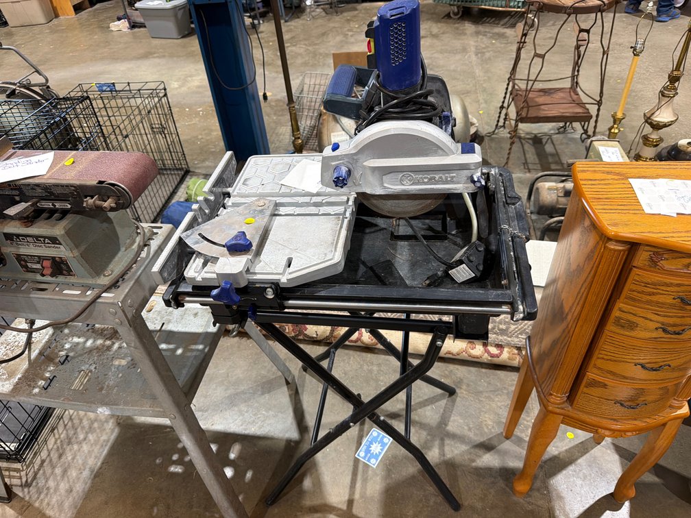 KOBALT TILE SAW