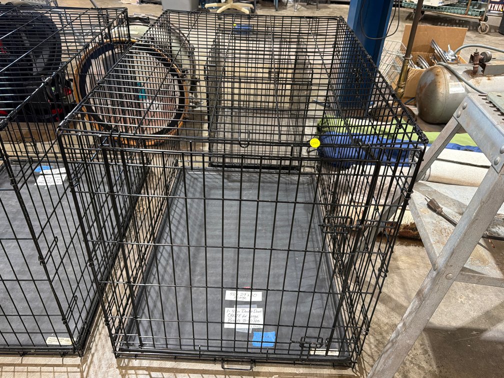 DOUBLE DOOR PET CRATE 42”X29”X30”