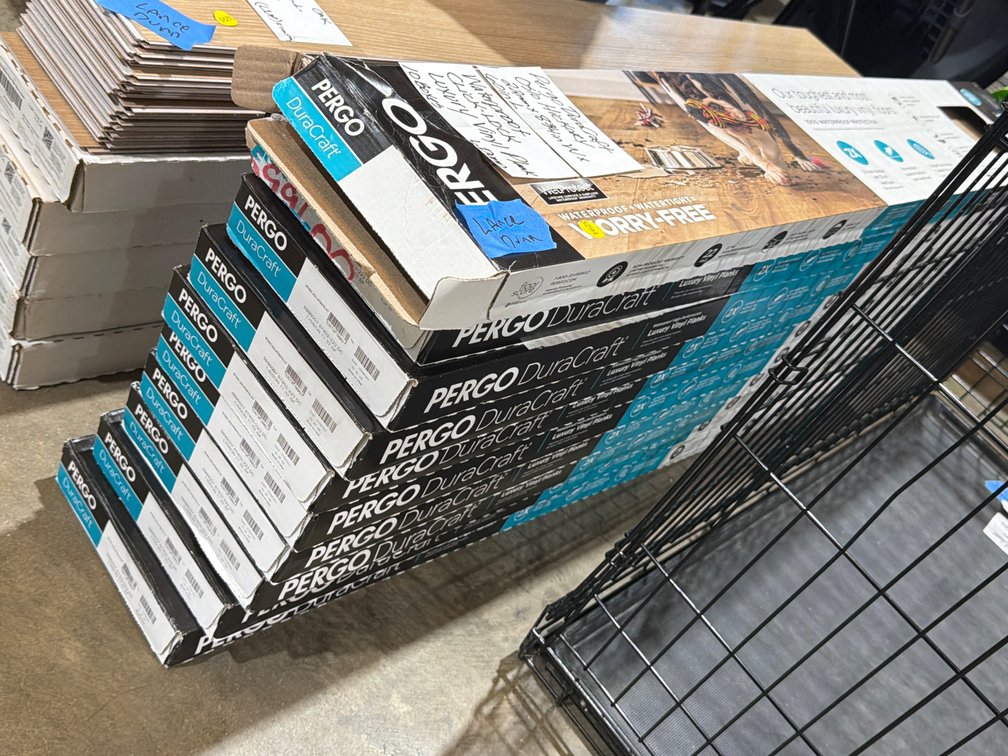 10 BOXES OF PERGO OLD HICKORY 22MM X 8 3/4” IN 60 in