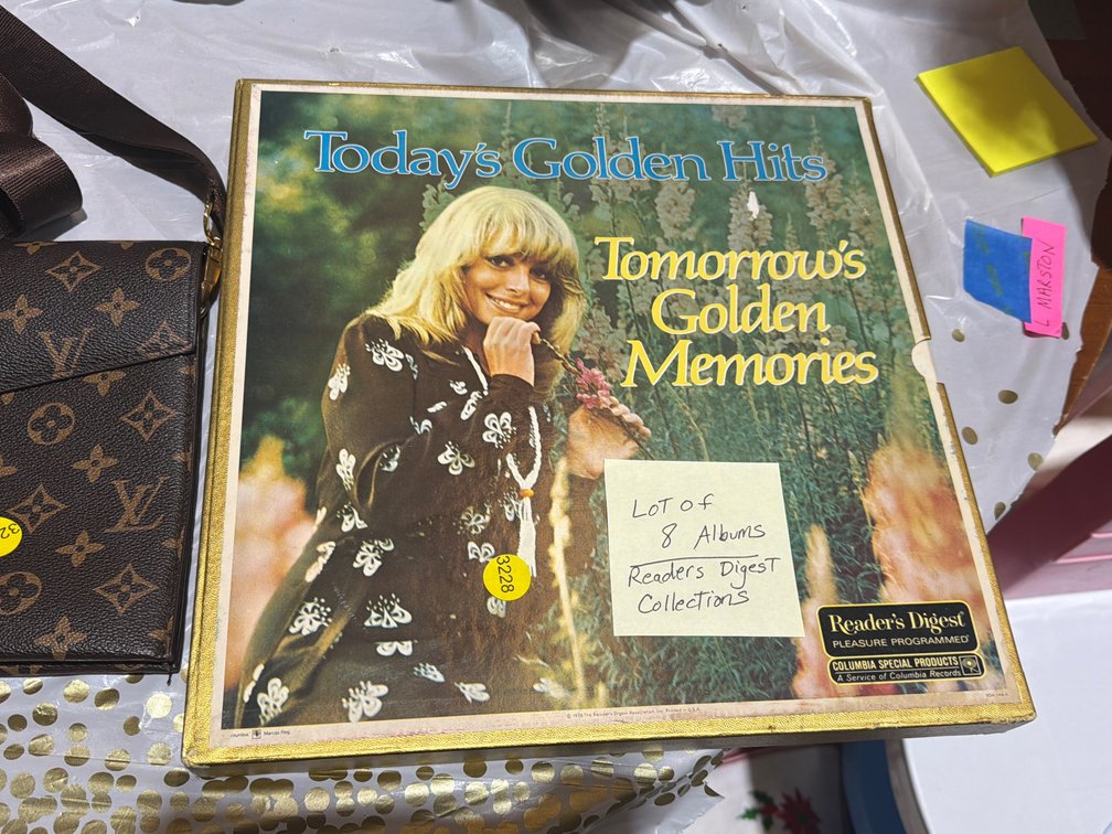 GOLDEN HIT RECORD ALBUM SET