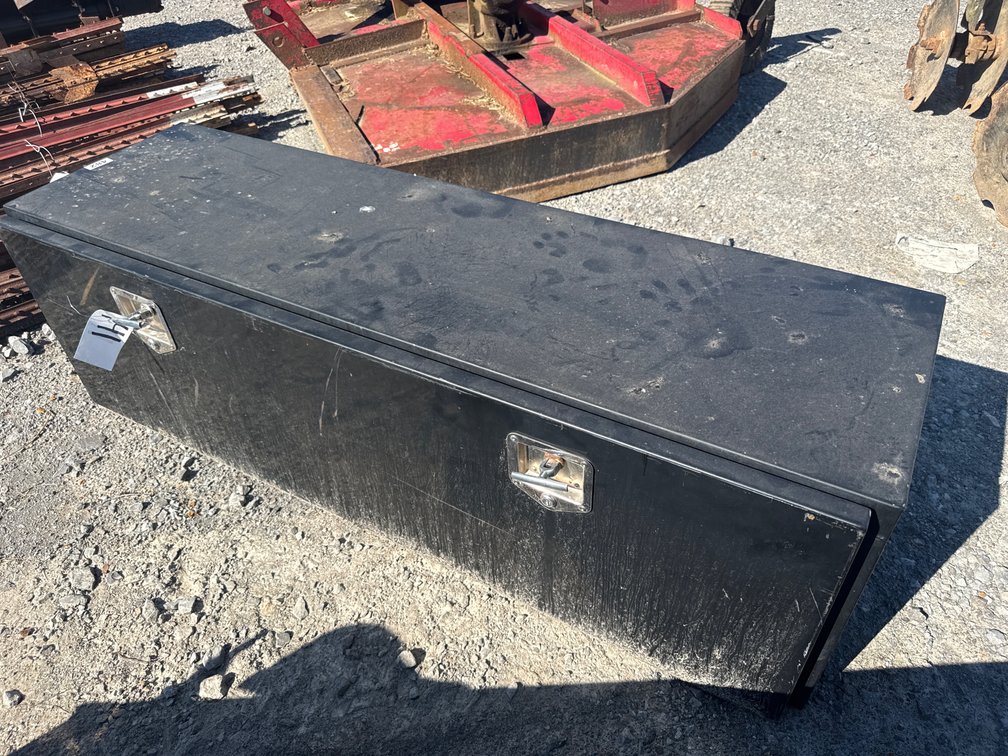 5’ TRUCK SIDE TOOL BOX