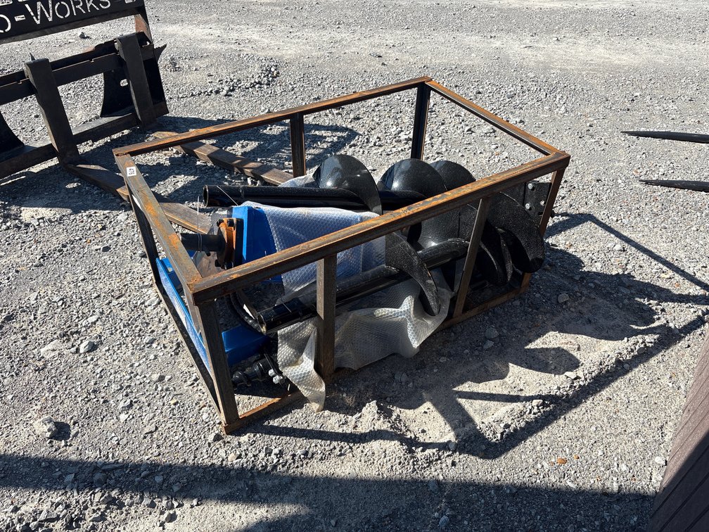 SKID STEER AUGER W/  BITS