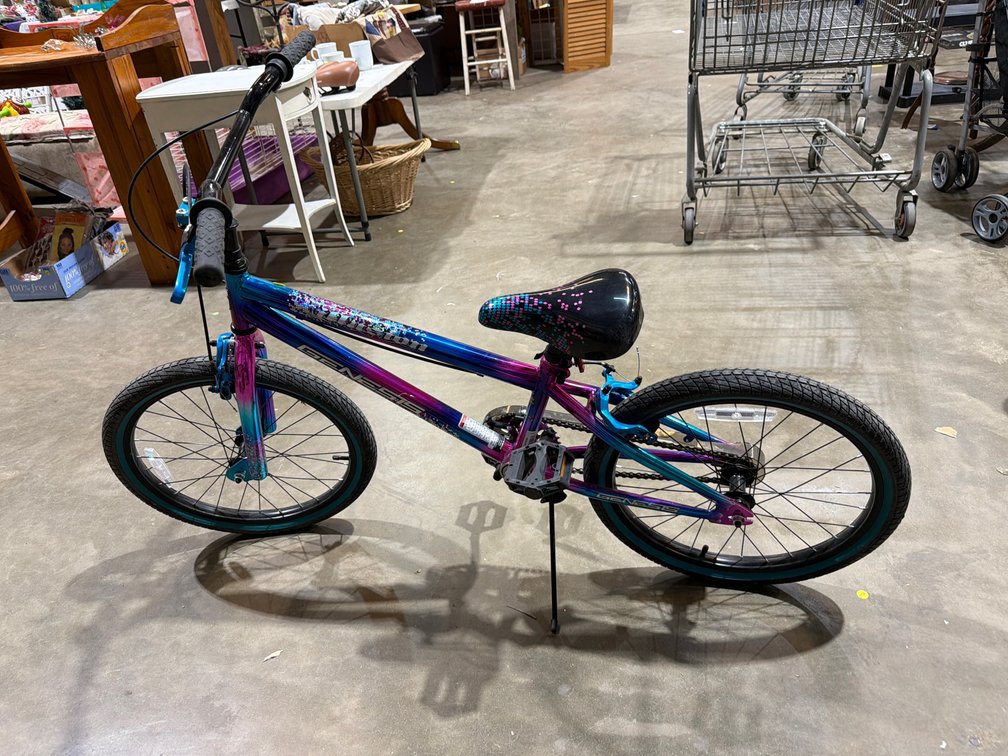 GENESIS ILLUSION BICYCLE