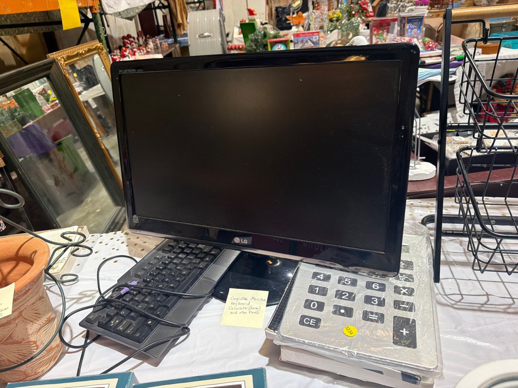 LG COMPUTER MONITOR, KEYBOARD, CALCULATOR, ETC