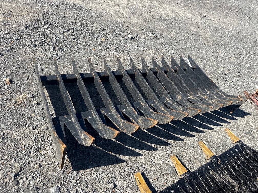72” SKID STEER ROOT RAKE
