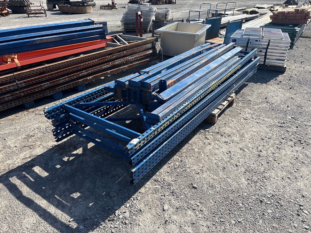 LOT OF PALLET RACKING