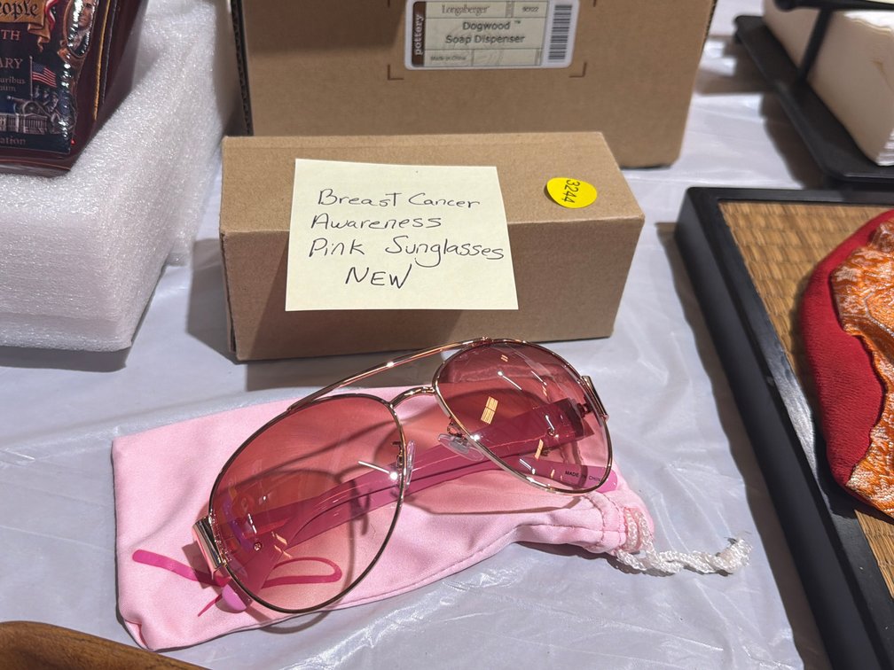 NEW PINK BREAST CANCER AWARENESS SUNGLASSES