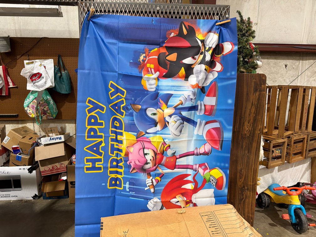 SONIC HAPPY BIRTHDAY FLAG