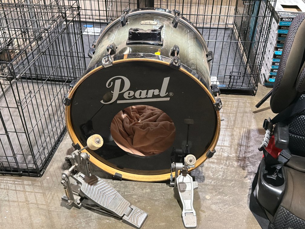 DRUM AND DRUM PEDALS