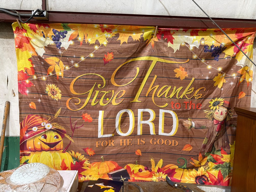 GIVE THANKS TO THE LORD BANNER