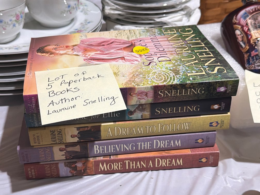 (5) PAPERBACK LAURAINE SNELLING BOOKS
